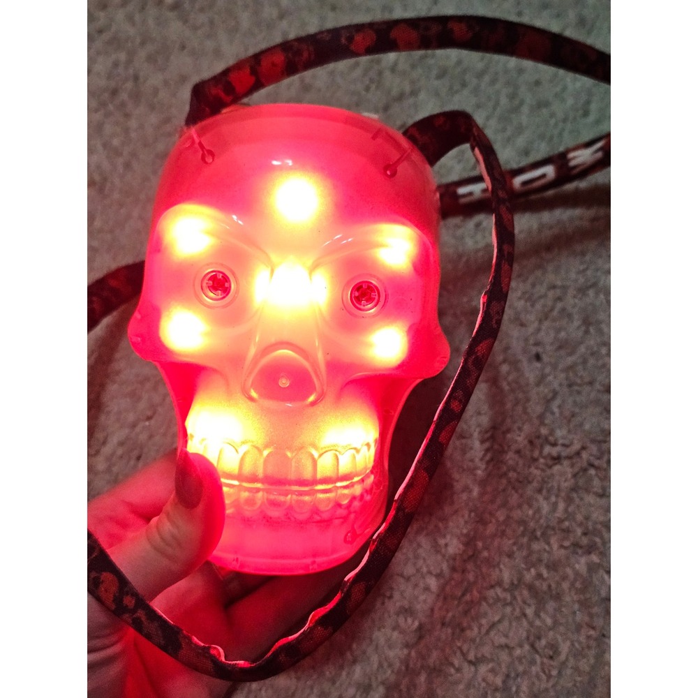 Light Up Skull Lanyard Red LED Glowing Halloween Novelty Costume Accessory - Picture 2 of 5
